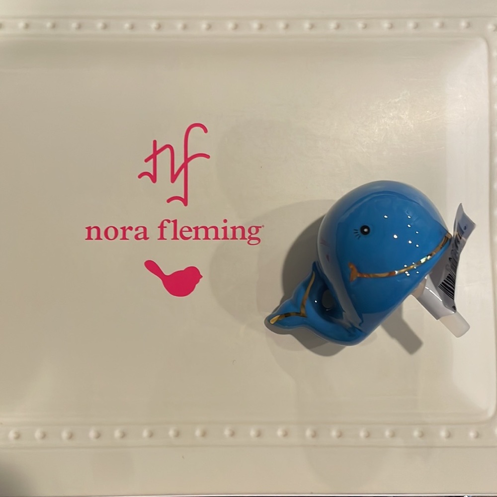 Nora Fleming whale 🐳